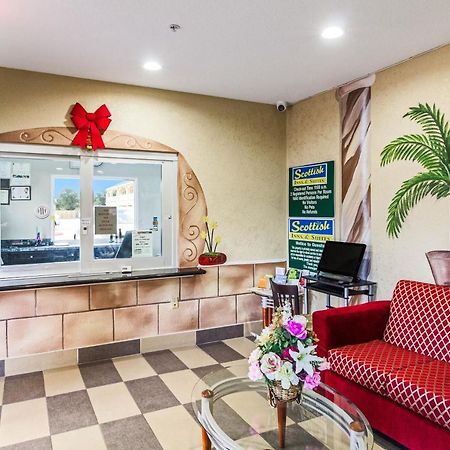 Scottish Inn And Suites Baytown Εξωτερικό φωτογραφία